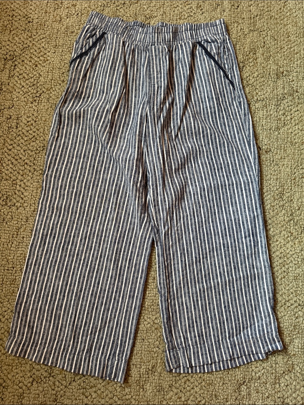 Briggs Striped Wide-Leg Womens Capri Pants - Navy/White